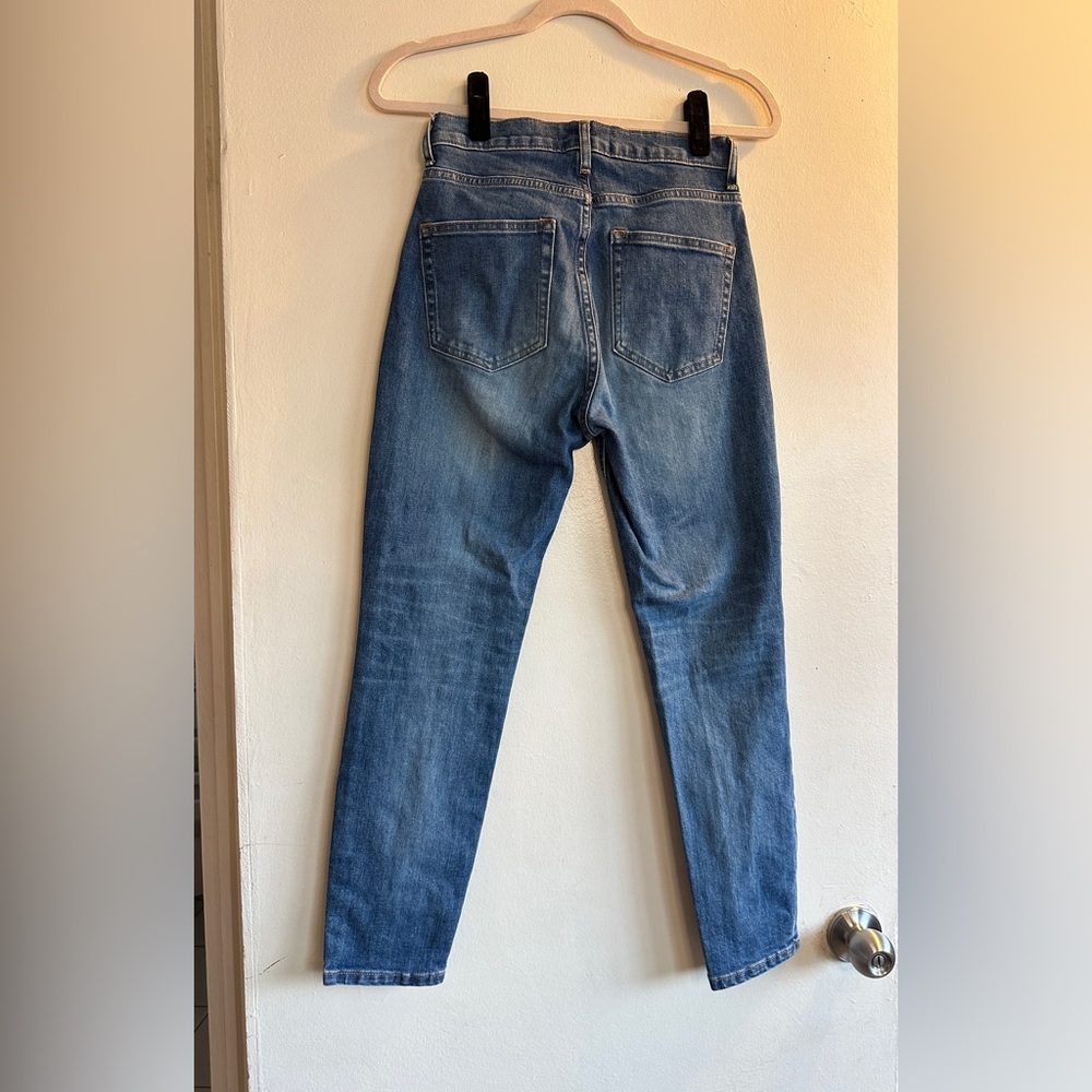 Everlane Classic Blue Women's Cropped Jeans - Picture 3 of 8